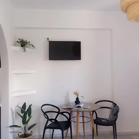 卡捷琳娜公寓 * Naxos City