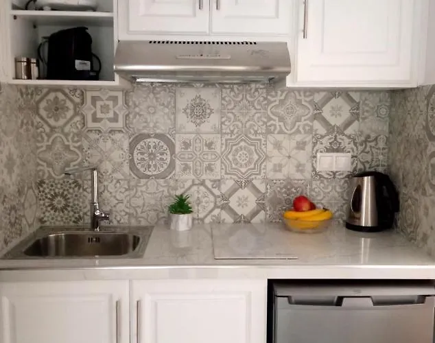 卡捷琳娜公寓 * Naxos City