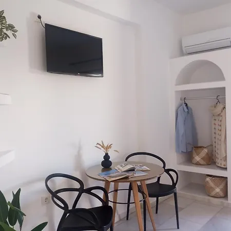 Daire Katerina Studios Naxos City