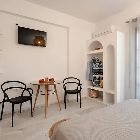 卡捷琳娜公寓 Naxos City